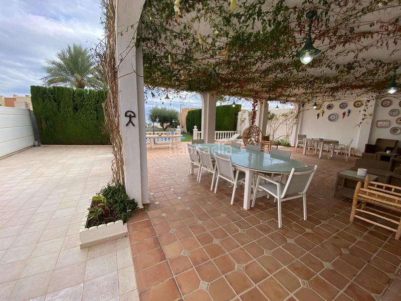 Foto 06a10a5b-1f0b-4978-b3e7-d3e75e263a5f. Chalet en avenida colon de (ma) 20 te imaginas vivir todo el año de vacaciones? presentamos este exclusivo chalet donde así será. en Vera