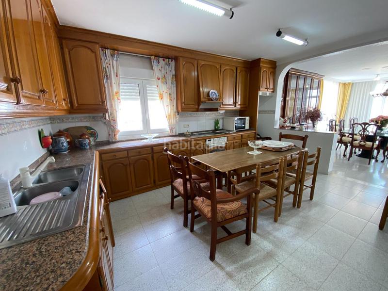 Foto 0f7a14e0-9ecf-45e3-9c42-21c50b540d82. Chalet en avenida colon de (ma) 20 te imaginas vivir todo el año de vacaciones? presentamos este exclusivo chalet donde así será. en Vera