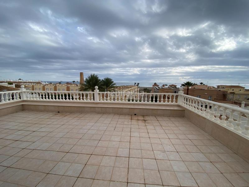 Foto 1715498c-7b28-4d31-9063-a22244ccf268. Chalet en avenida colon de (ma) 20 te imaginas vivir todo el año de vacaciones? presentamos este exclusivo chalet donde así será. en Vera