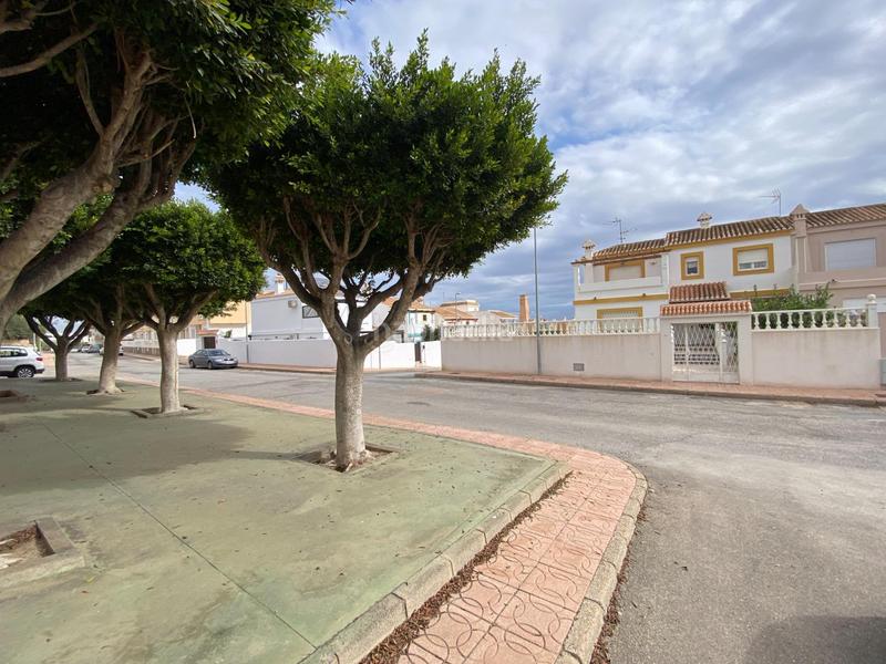 Foto 39f297a9-e440-404e-a75c-ecf2a1b9880d. Chalet en avenida colon de (ma) 20 te imaginas vivir todo el año de vacaciones? presentamos este exclusivo chalet donde así será. en Vera