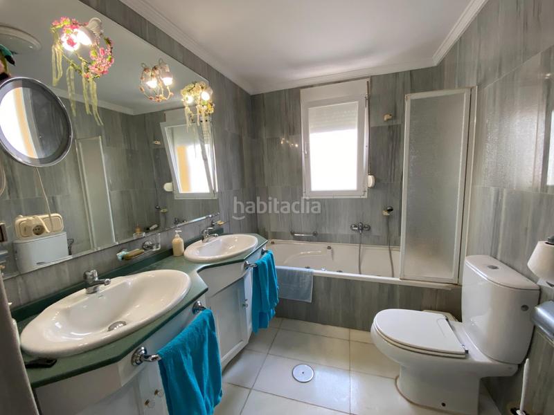 Foto 5189068d-bba4-42df-9dfe-1d14ce24fb90. Chalet en avenida colon de (ma) 20 te imaginas vivir todo el año de vacaciones? presentamos este exclusivo chalet donde así será. en Vera