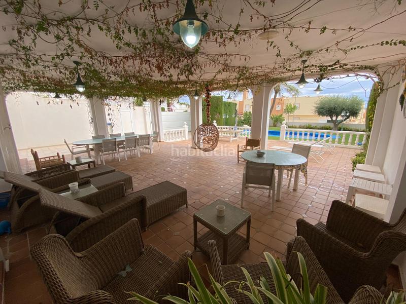 Foto 786b9ed2-5556-4b91-987c-857e6f18352d. Chalet en avenida colon de (ma) 20 te imaginas vivir todo el año de vacaciones? presentamos este exclusivo chalet donde así será. en Vera