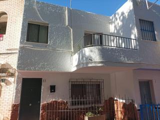 Maison  Calle puerto del (sj). Amplitud a 30 metros de la playa?