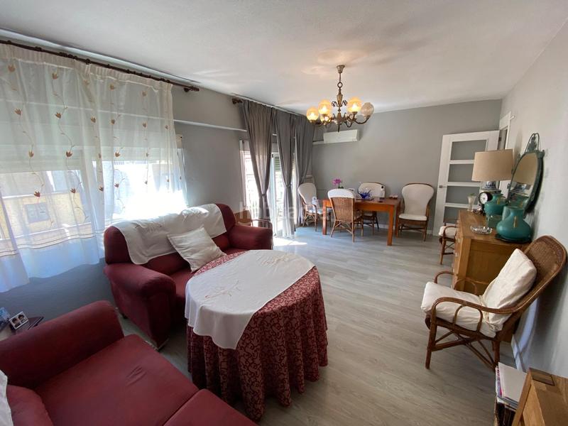 Foto 0f499d8c-14a4-4013-b84d-3fe18b825355. Appartamento in calle sorrento 18 in Ciudad Jardín - Tagarete - El Zapillo Almería