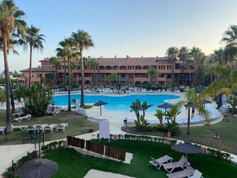 Foto 2e8fe5f7-261b-4aa9-ae5b-e628127440b9. Appartement dans calle hinojo 1 dans Bel - Air Estepona