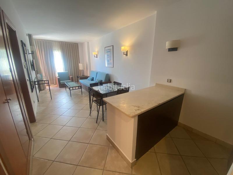 Foto 302d838a-c5e2-4b19-a5d2-e20b61a694e3. Appartement dans calle hinojo 1 dans Bel - Air Estepona