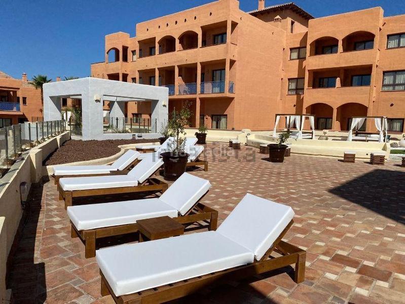 Foto 9287dffc-d983-4e7e-b9d8-9bc9808ef37a. Appartement dans calle hinojo 1 dans Bel - Air Estepona
