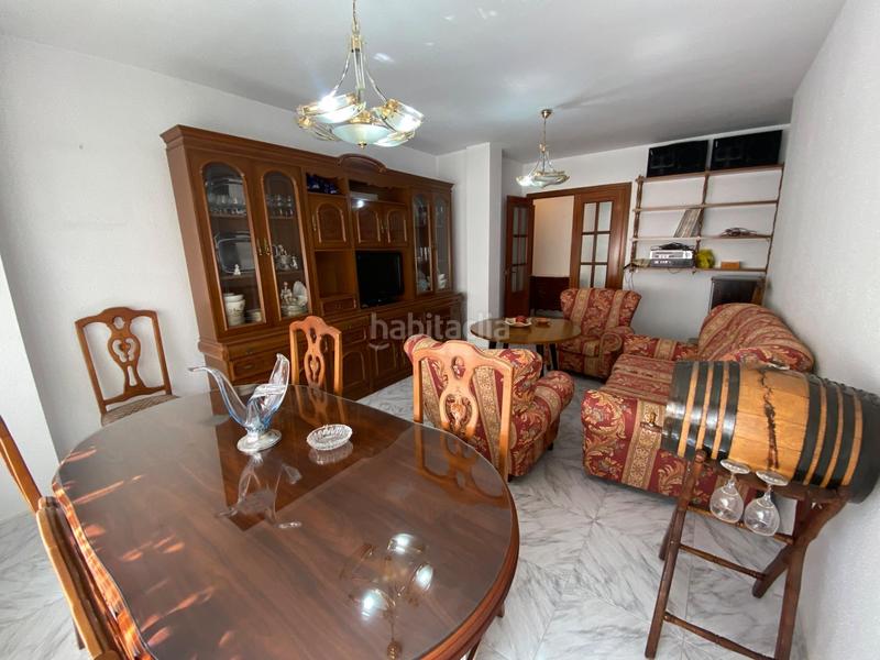 Foto 9d0d91fa-5c95-4d75-bc3e-2cfbcd2b607a. Appartamento con riscaldamento in Barrio Alto - San Félix Almería
