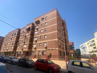 Pis a Calle prof escobar manzano 43. Qué te parecería vivir en un edificio junto a la playa?