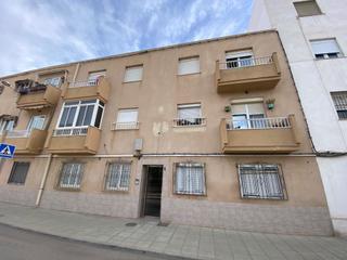 Piso  Carretera piedras de las 6. Quieres vivir en una zona tranquila a un paso del centro?