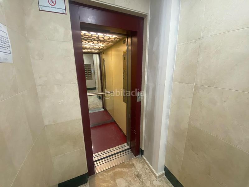 Foto d3d468f5-479c-4e45-a4c9-447fc1f034a2. Etagenwohnung in Centro Almería