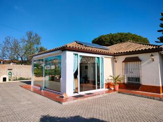 Masia en Las Lagunas - Campano. Casa rural en venta en chiclana de la frontera