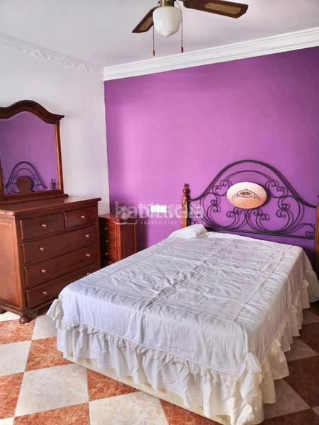 Foto 10be91a1-2138-4b87-b23d-bbecc54d09fa. Casa pareada casa en venta en La Banda - Campo de Fútbol Chiclana de la Frontera