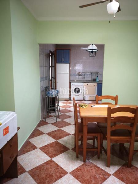 Foto ad12968f-4525-4b4e-a53a-e8b6d6b8c7c4. Casa pareada casa en venta en La Banda - Campo de Fútbol Chiclana de la Frontera