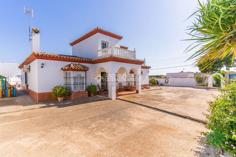 Foto 92fc0c58-c024-4a62-988e-ff835a7a5b12. Masia amb calefacció a Las Lagunas - Campano Chiclana de la Frontera