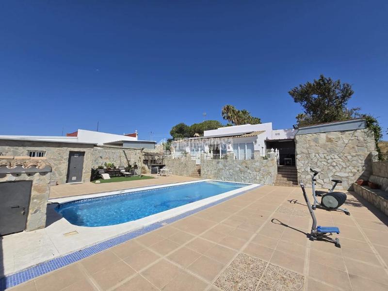 Foto 33b0860f-72b7-47d0-83c7-0181586f40f2. Bauernhof mit parking in Los Franceses - La Vega Chiclana de la Frontera