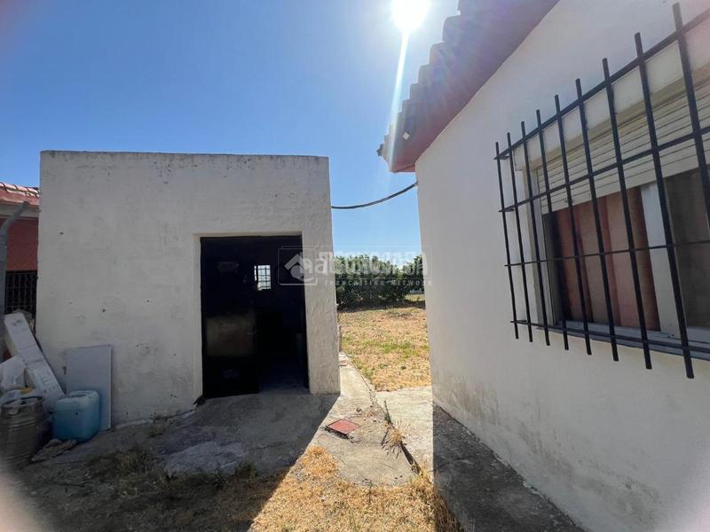 Foto d955d9b1-d9d3-40f5-9842-de0106c3d8bc. Masía casa rural en venta en Los Franceses - La Vega Chiclana de la Frontera