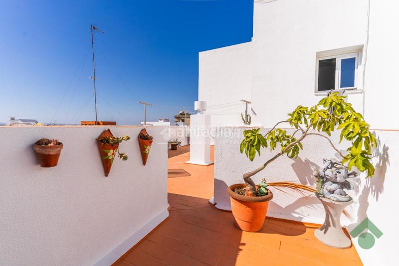 Foto 89ab4c52-bfc9-4f43-83b8-a8f61321cd85. Dúplex piso en venta en Núcleo urbano Chiclana de la Frontera