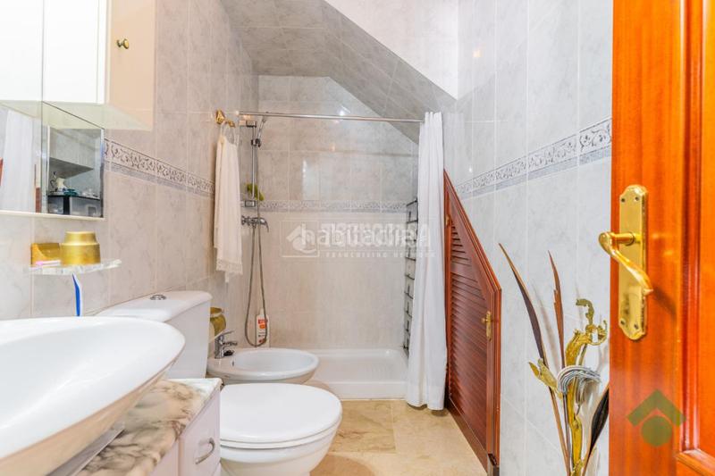 Foto bac851bb-dbeb-4eaf-84eb-eeabd4dc26c8. Dúplex piso en venta en Núcleo urbano Chiclana de la Frontera