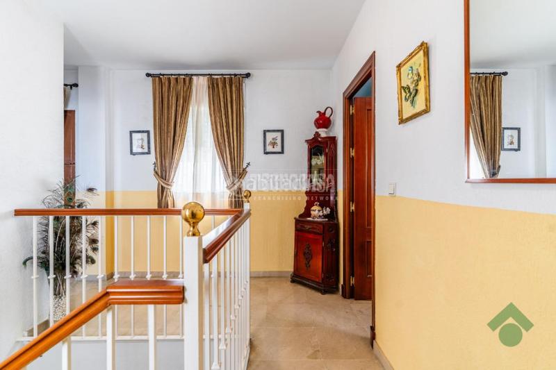 Foto e934e7d0-705e-4e69-b2c1-8e4d28a29523. Dúplex piso en venta en Núcleo urbano Chiclana de la Frontera