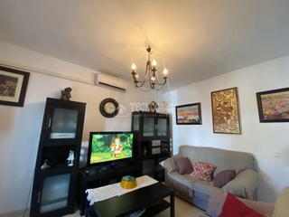 Maison jumelée à Núcleo urbano. Casa en venta en chiclana de la frontera