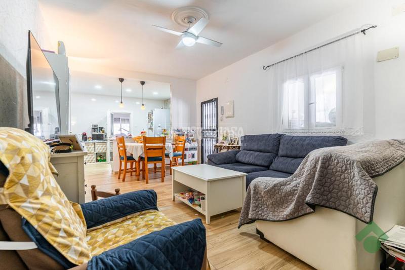 Foto 3600df00-7cc0-49b4-8f54-442c0cba8559. Casa amb aparcament a La Soledad Chiclana de la Frontera