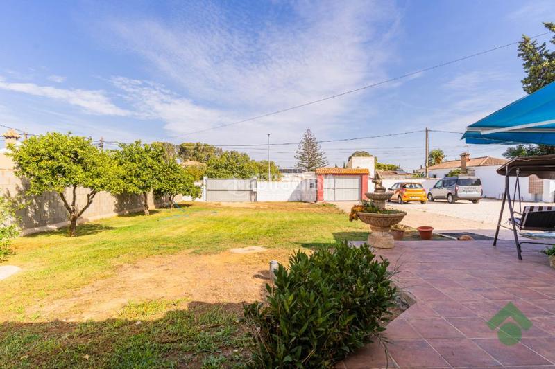 Foto 8d50f068-9181-4cac-b12f-6e6e4f52f6ee. Casa amb aparcament a La Soledad Chiclana de la Frontera