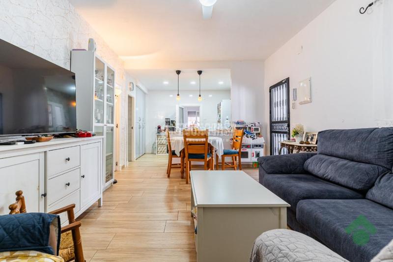 Foto aabc4c95-2d82-46ed-affb-56ed6ab53eb4. Casa amb aparcament a La Soledad Chiclana de la Frontera