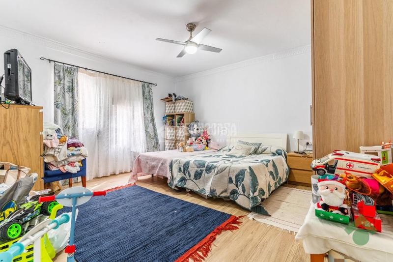 Foto b06cf1d4-b343-48f6-bd93-0f9fdf2618eb. Casa amb aparcament a La Soledad Chiclana de la Frontera