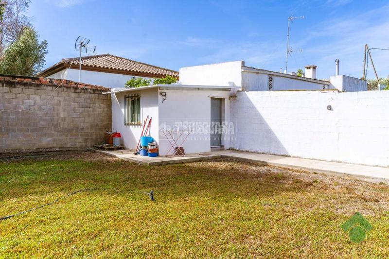 Foto d8e77a1f-a4b2-4672-9261-f5884fe316c7. Casa amb aparcament a La Soledad Chiclana de la Frontera