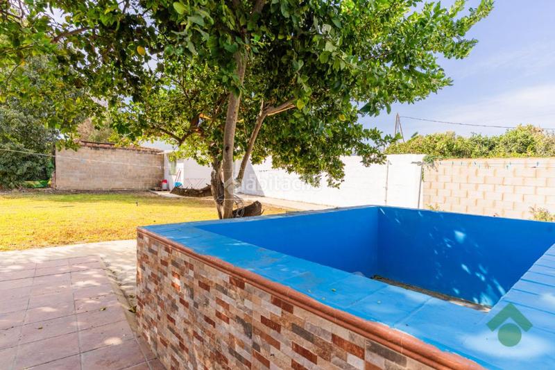 Foto f3dfe256-8965-4cac-b3d1-579d4c869935. Casa amb aparcament a La Soledad Chiclana de la Frontera