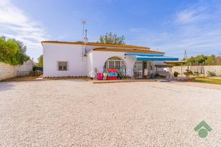 Casa en La Soledad. Casa en venta en chiclana de la frontera