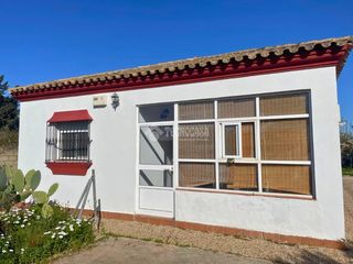 Bauernhof in Los Franceses - La Vega. Casa rural en venta en chiclana de la frontera