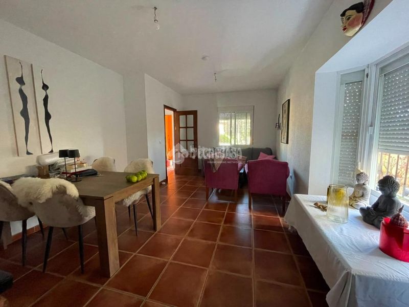 Foto 8ea9cab0-fb40-4439-888f-797eb0249460. Casa a Los Gallos Chiclana de la Frontera