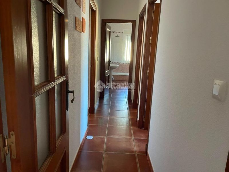Foto 901aed65-d355-4b89-a2e5-95c44890497d. Casa a Los Gallos Chiclana de la Frontera