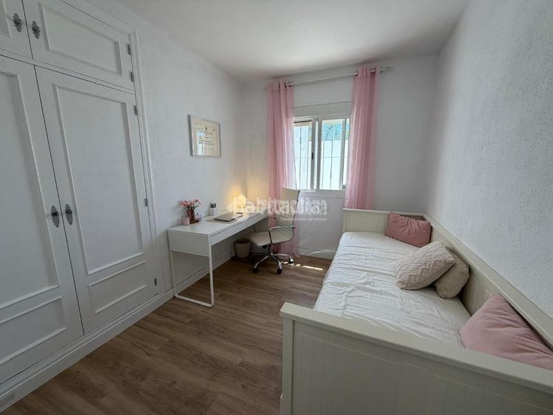 Foto 667d6f4f-3ad7-4661-b9e2-ff8ae0f870f0. Casa amb aparcament a Los Franceses - La Vega Chiclana de la Frontera