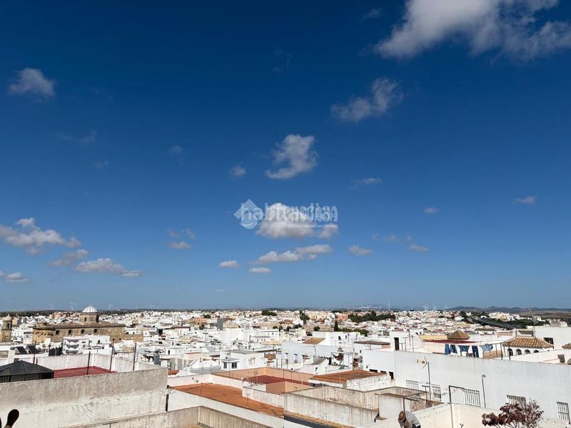 Foto d4fe7189-6637-4201-b3e2-1dda39d208f0. Pis amb aparcament a Núcleo urbano Chiclana de la Frontera