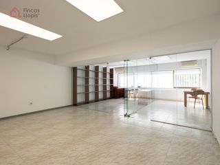 Local Comercial a Calle alts forns 68. Local reformado planta sotano