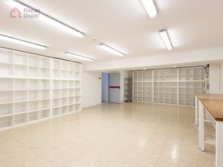 Local Comercial a Calle alts forns 68. Local reformado planta sotano