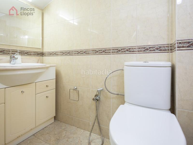 Foto 71ce634a-71e3-468d-a385-f6c99e49e430. Local comercial a calle encuny 1-b a La Marina del Prat Vermell Barcelona