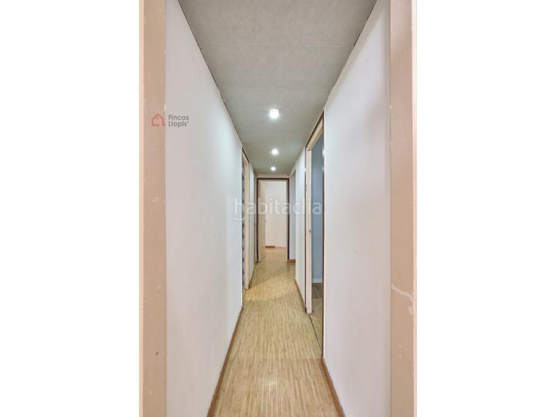 Foto b339286a-c25e-4c17-bd2f-218511976006. Piso en calle cartagena 387 oportunidad a reformar, exterior con vistas en Barcelona