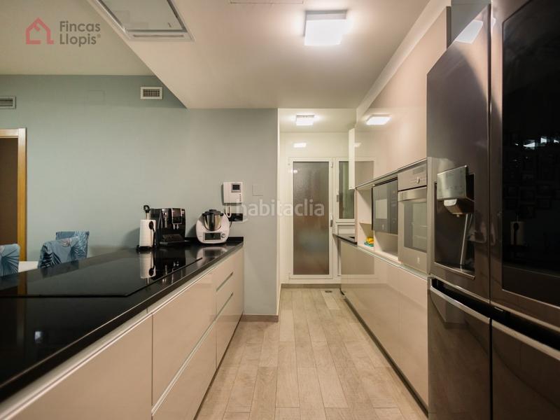 Foto 4796b713-e027-4992-98cf-72ba642b65fc. Piso para entrar a vivir reformado con balcón en L´Antiga Esquerra de l´Eixample Barcelona