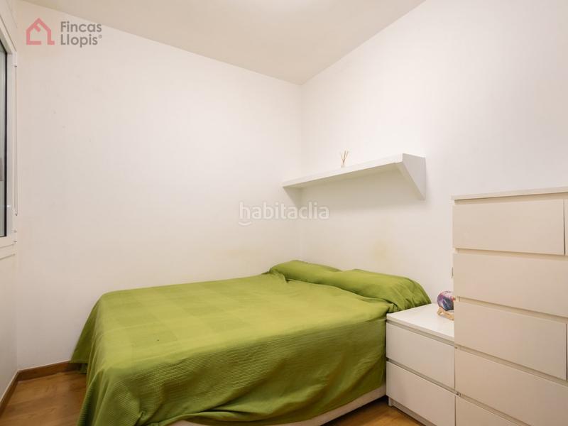 Foto 8c537582-89e5-4198-9677-50e687caab32. Piso para entrar a vivir reformado con balcón en L´Antiga Esquerra de l´Eixample Barcelona