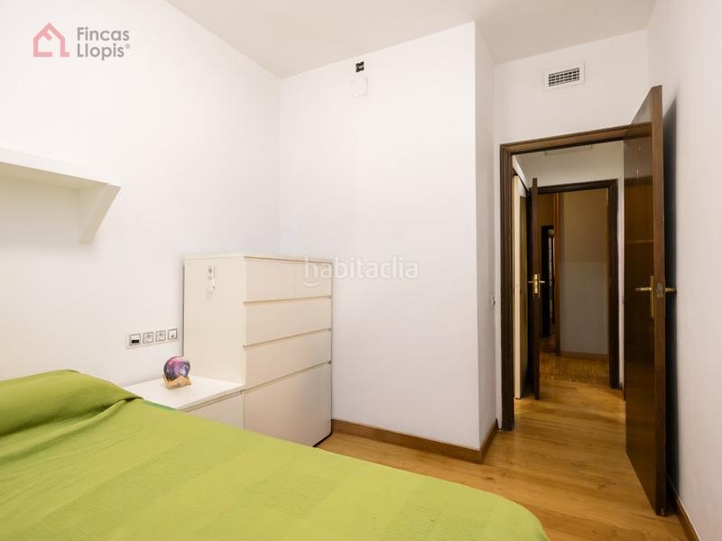 Foto ba891a48-6410-4d88-8f2f-b2220f39ca2a. Piso para entrar a vivir reformado con balcón en L´Antiga Esquerra de l´Eixample Barcelona