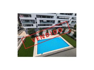 Pis a Mas Lluí - Els Miralls. Calidad de vida, piso exterior todo reformado con piscina.