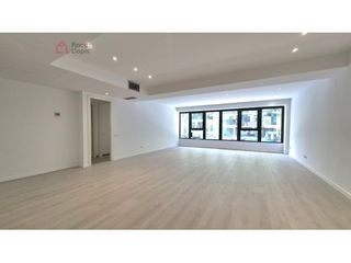 Appartamento  Calle modest urgell. Reformado en calle del comte durgell