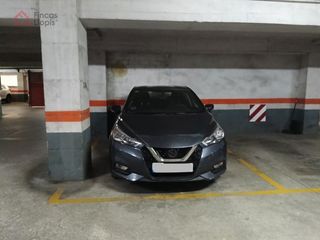 Aparcament cotxe  Calle alts forns. Oportunidad de parking en la marina del port!