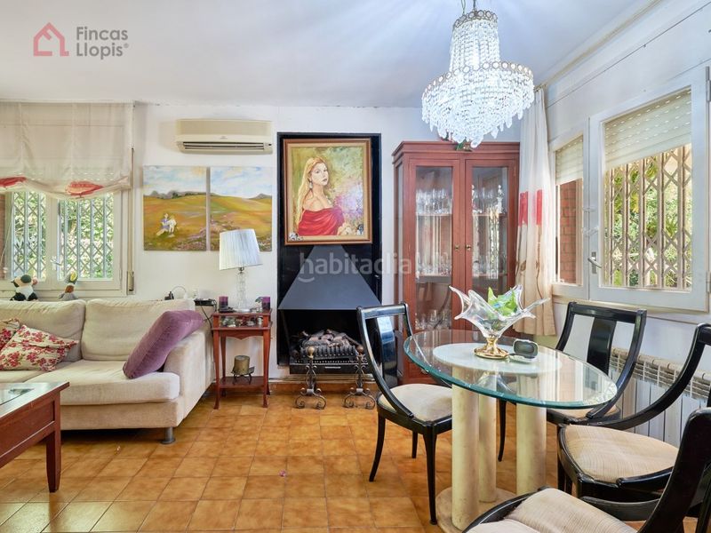 Foto c1181f88-607f-4d2e-99e5-8796d822b3e3. Casa amb calefacció aparcament a Corbera de Llobregat