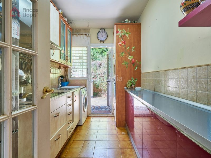 Foto e03518e0-69b9-46b0-bc9f-e720d10119c8. Casa amb calefacció aparcament a Corbera de Llobregat