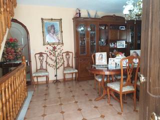 Maison jumelée à Almuñecar centro. Casa junto al ayuntamiento